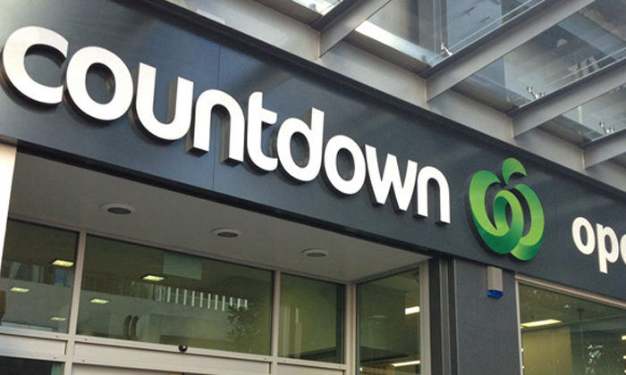 Countdown sets clock for Maori managers