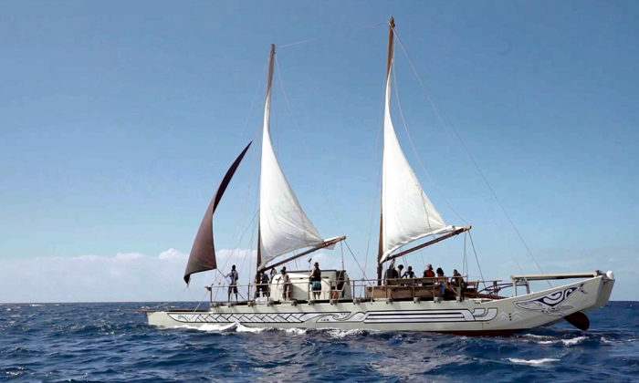 Sir Hek remembered at Tahitian vaka sets sail