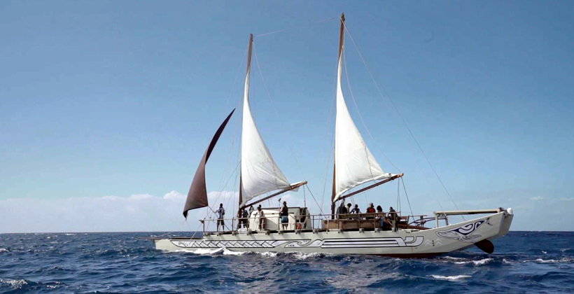 Sir Hek remembered at Tahitian vaka sets sail