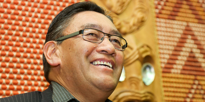 Peters' attacks getting old says Harawira