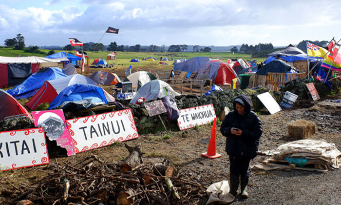Ihumātao occupiers set to deliver petition to PM