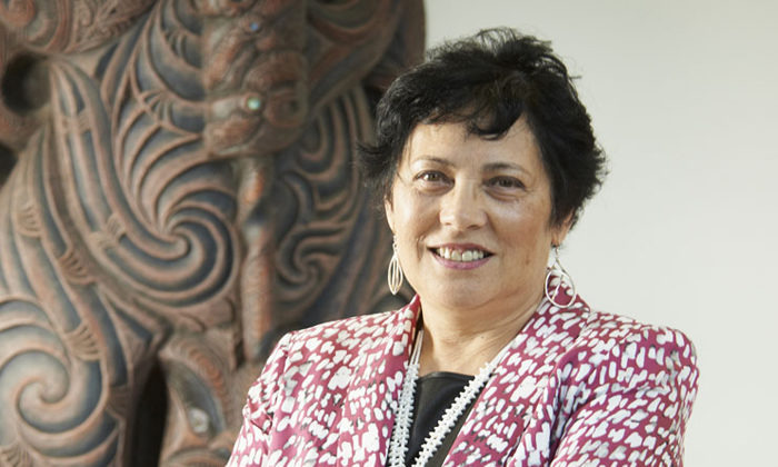 Decolonising Smith wins top science tohu