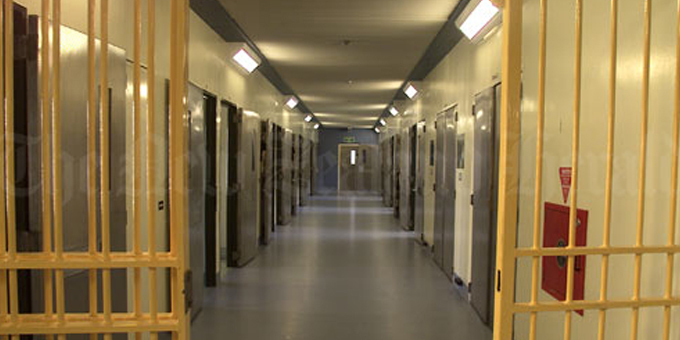 Prisons put load on southside schools