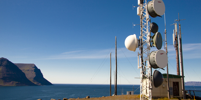 Spectrum auction confiscation of taonga