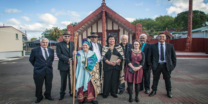Te Waka Toi honours lifetime achievers