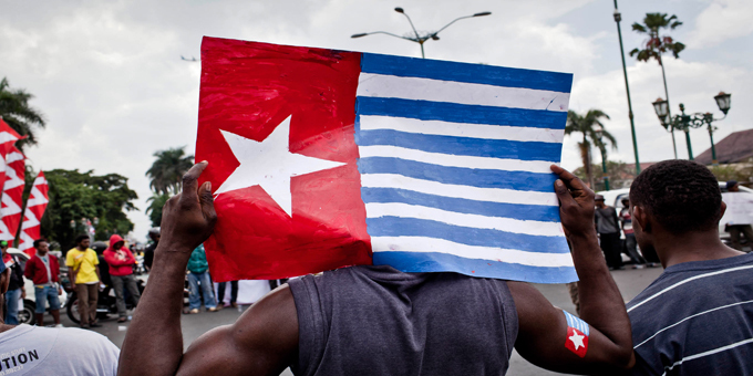 Papua flag protest for Otara