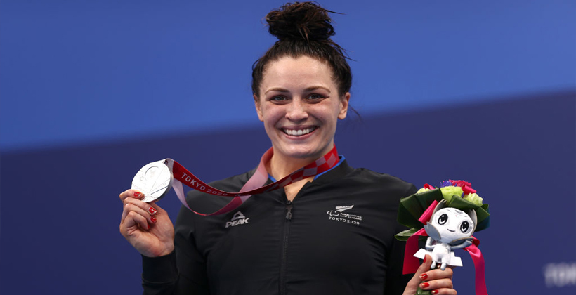 Sophie Pascoe takes silver for New Zealand in Tokyo