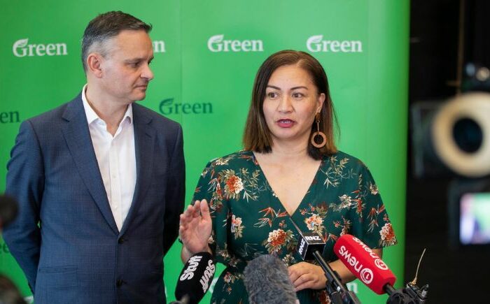 Shaw praised for Green wins